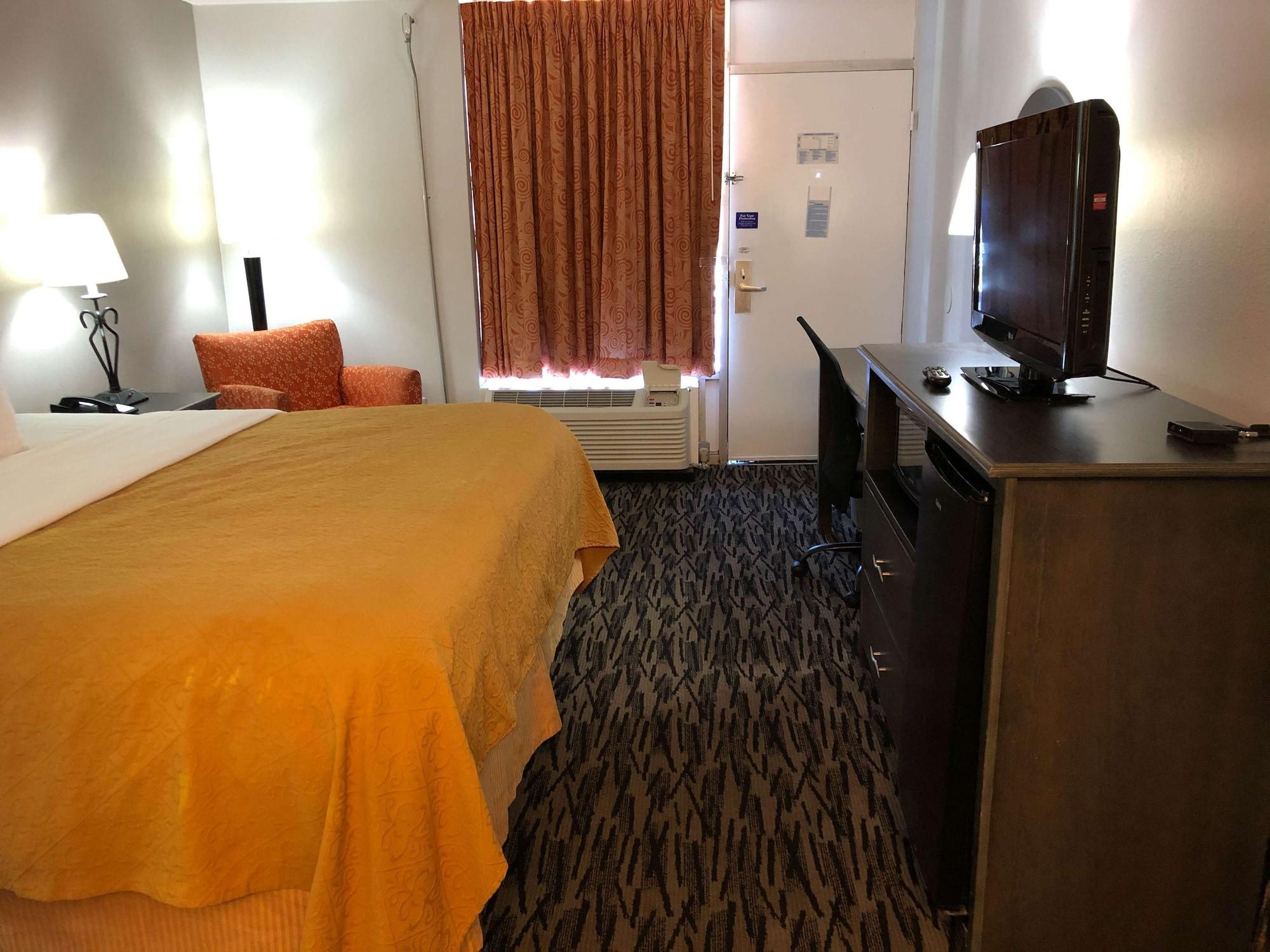 Motel 6-La Place, La Ngoại thất bức ảnh