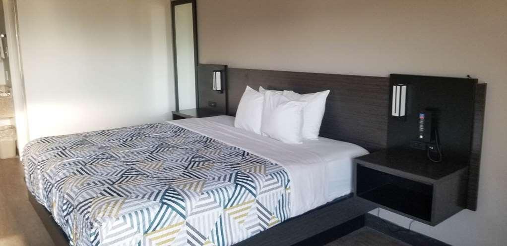 Motel 6-La Place, La Phòng bức ảnh